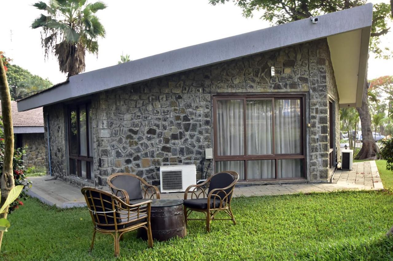 Caves County Resort Malegaon Exterior photo