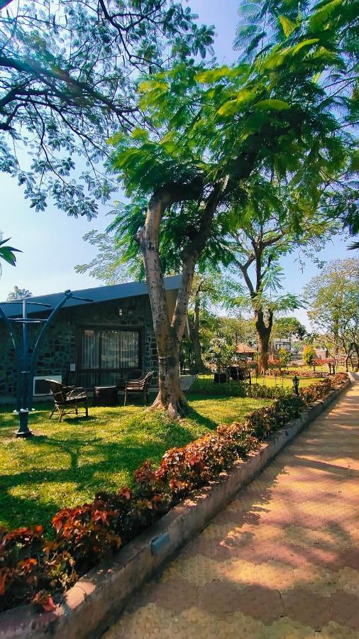 Caves County Resort Malegaon Exterior photo